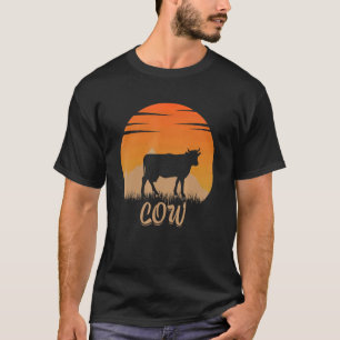 T-shirt Animaux De Vache Chaud Dans La Montagne Dans La Na