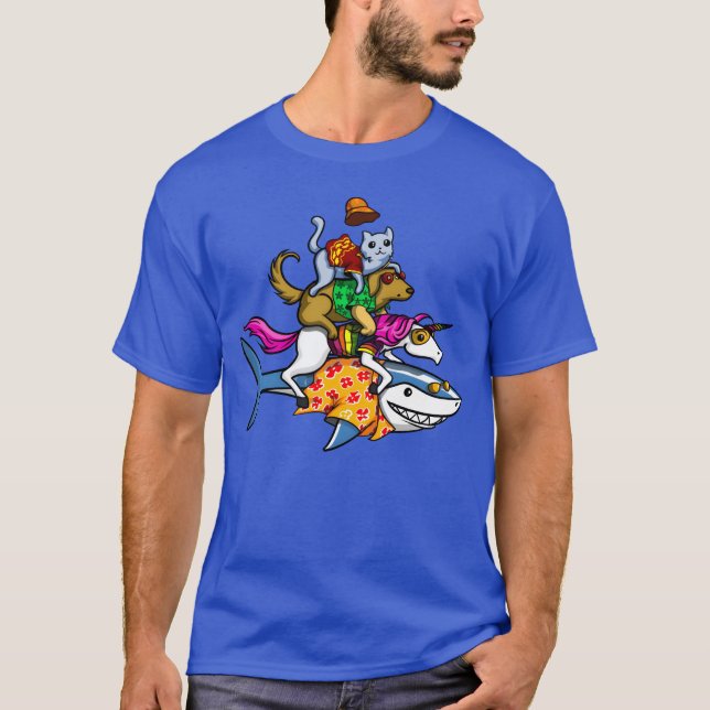 T-shirt Animaux montant le garçon requin (Devant)