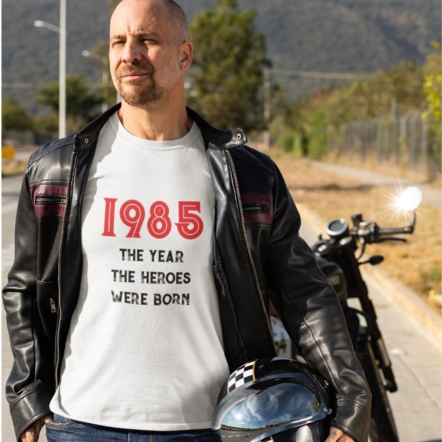 T-shirt Année de naissance des héros (noirs) (Créateur téléchargé)