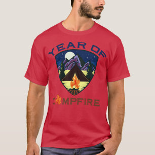 T-shirt Année du feu de camp Grilling Bon Fires Camper Sum