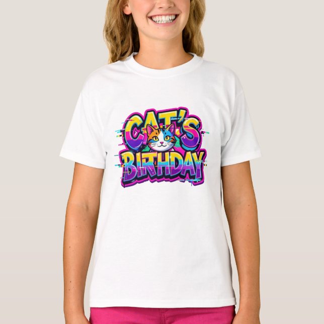 T-shirt Anniversaire de chat Arc-en-ciel Glitch (Devant)