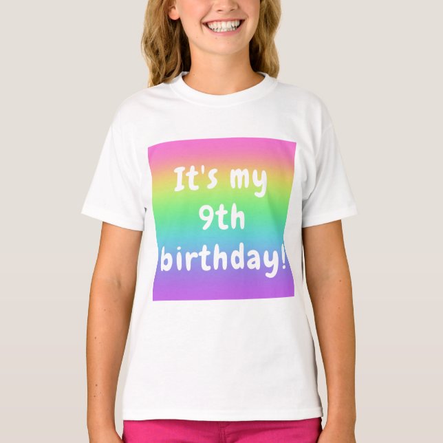 T-shirt Anniversaire de l'arc-en-ciel personnalisé (Devant)