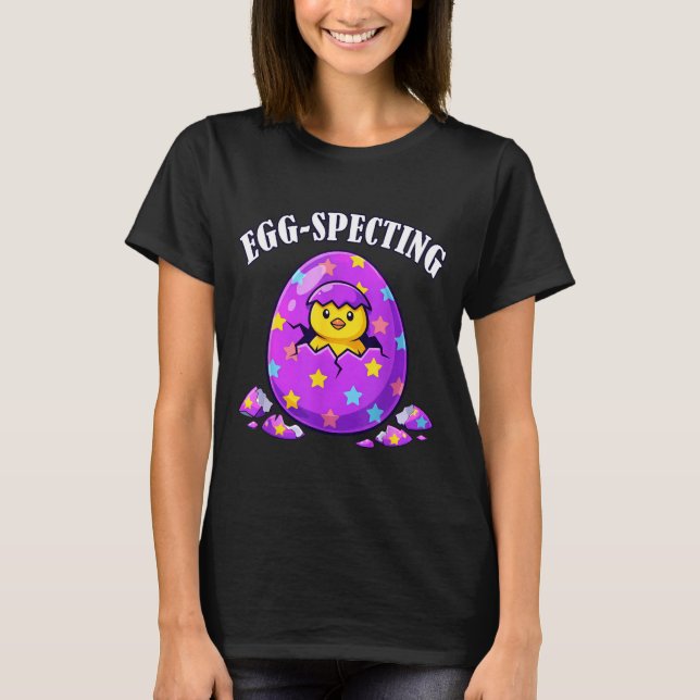 T-shirt Annonce de bébé drôle d'Easter Egg-Specting Day (Devant)