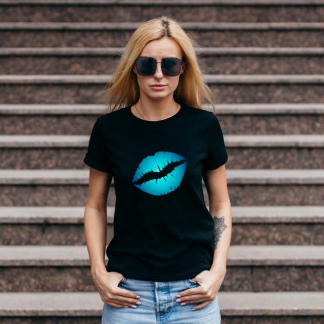 T-shirt Aqua Blue Ombre Lipstick Kiss (Créateur téléchargé)