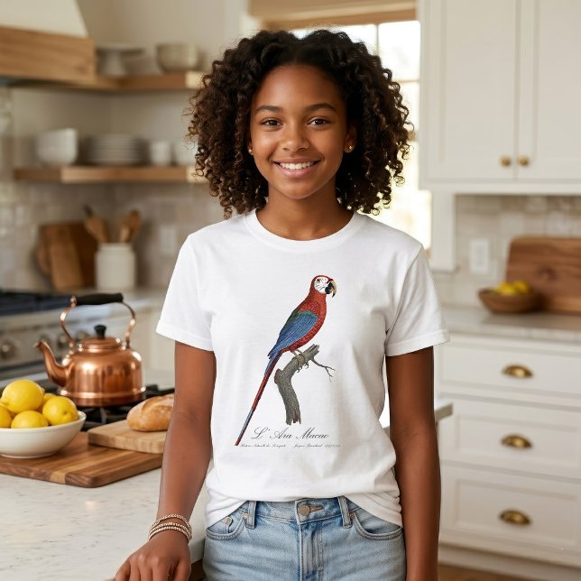 T-shirt Ara chloroptère (Red-and-green Macaw, Ara chloropterus. Girl Basic White T-Shirt)