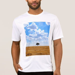 T-shirt Arbre dans un champ de blé récolté