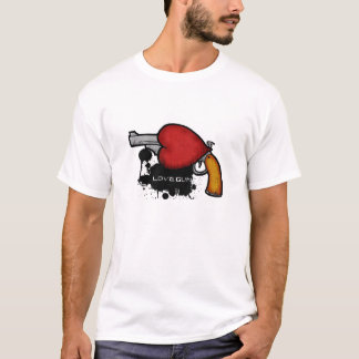 T-shirt arme à feu d'amour