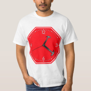 T-shirt Arrêtez l'horloge de signe de temps de marteau