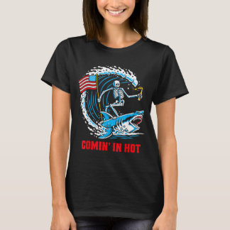 T-shirt Arrivée en force Squelette Requin Plage Humour