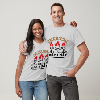T-shirt Art de mots de camping perdu merveilleux amusant