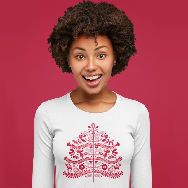 T-shirt Art populaire scandinave rouge Arbre de Noël nordi (Créateur téléchargé)