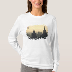 T-shirt Asie, Birmanie, (Myanmar), Pagan (Bagan), vent cha