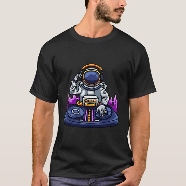 T-shirt Astronaut Psychédélique Dj Dans L'Espace Edm Music (Devant)