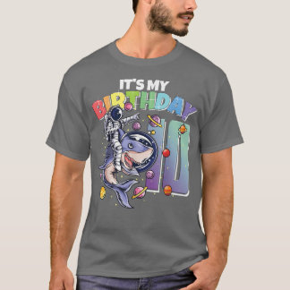 T-shirt Astronaut sur requin 10e anniversaire garçon fille