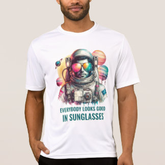 T-shirt Astronaute Fantaisiste en Lunettes de Soleil – Esp