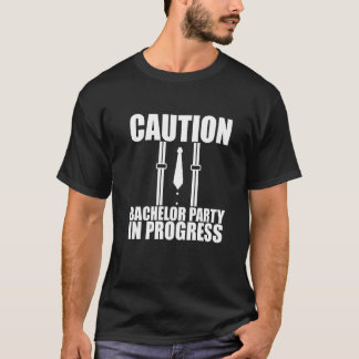 T-shirt Attention enterrement de vie de garçon en cours  