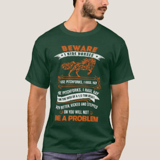 T-shirt Attention I Ride Horses famille
