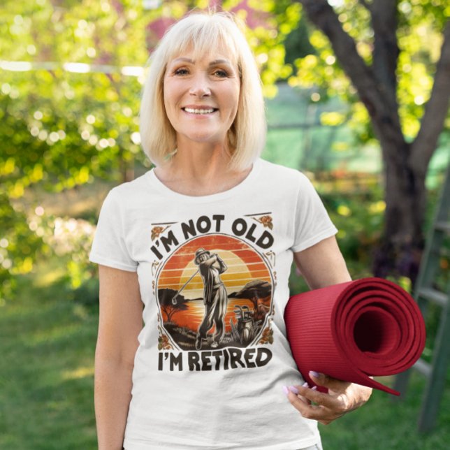 T-shirt Attitude à la retraite intemporelle Tee (Créateur téléchargé)