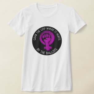 T-shirt "Attrapez le GOP là où il fait mal