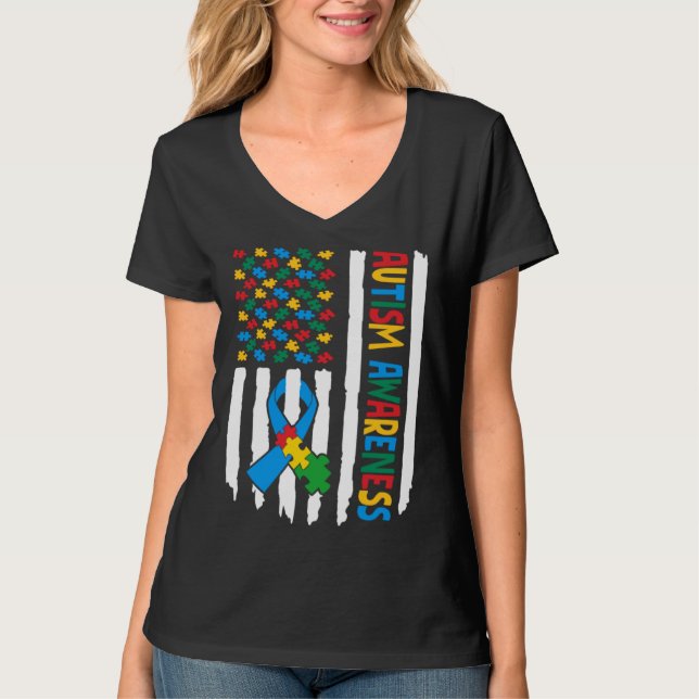 T-shirt Autism Awareness Month American Flag Puzzle Piece  (Devant)