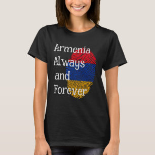 T-shirt avec empreintes digitales arméniennes