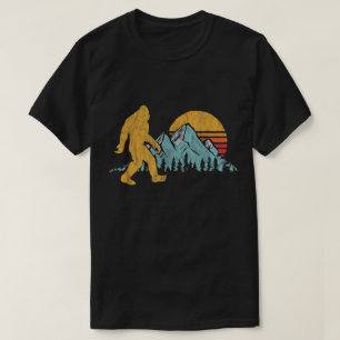 T-shirt Aventure Rétro Bigfoot en Montagne