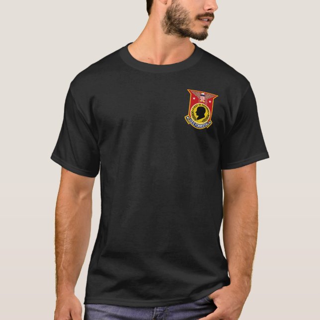 T-shirt Avions d'attaque universels de CVA-59 USS (Devant)