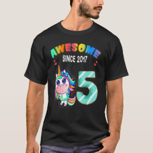 T-shirt Awesome depuis 2017 mignonne Unicorn 5e anniversai