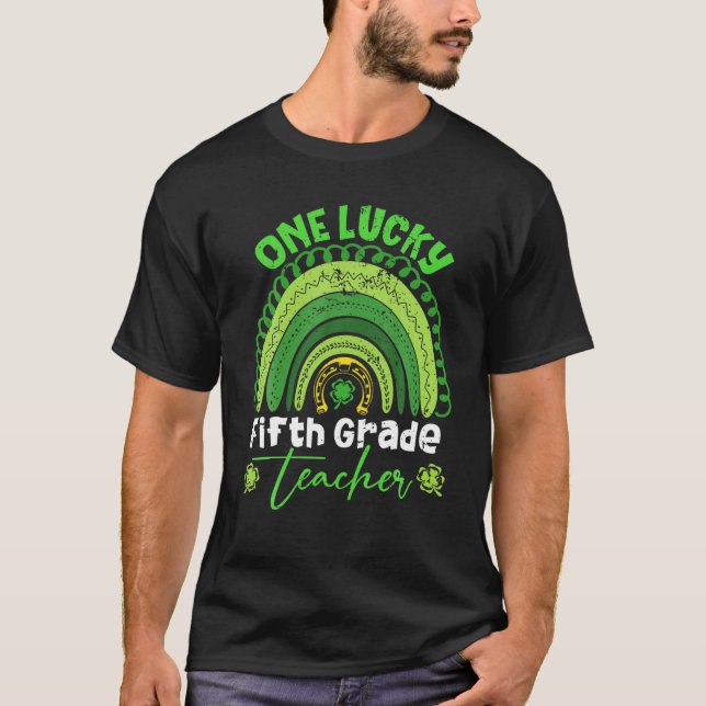 T-shirt Awesome Rainbow St Patrick’S Day Love Fifth Grade (Devant)