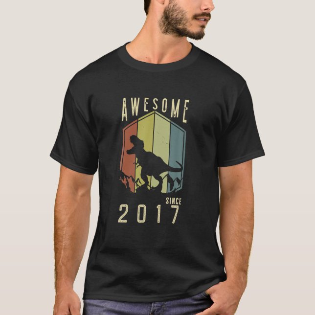 T-shirt Awesome Since 2017 Dinosaur Boy 5 Years Old 5Th Bi (Devant)