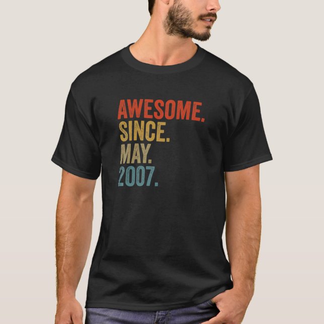 T-shirt Awesome Since May 2007 (Devant)