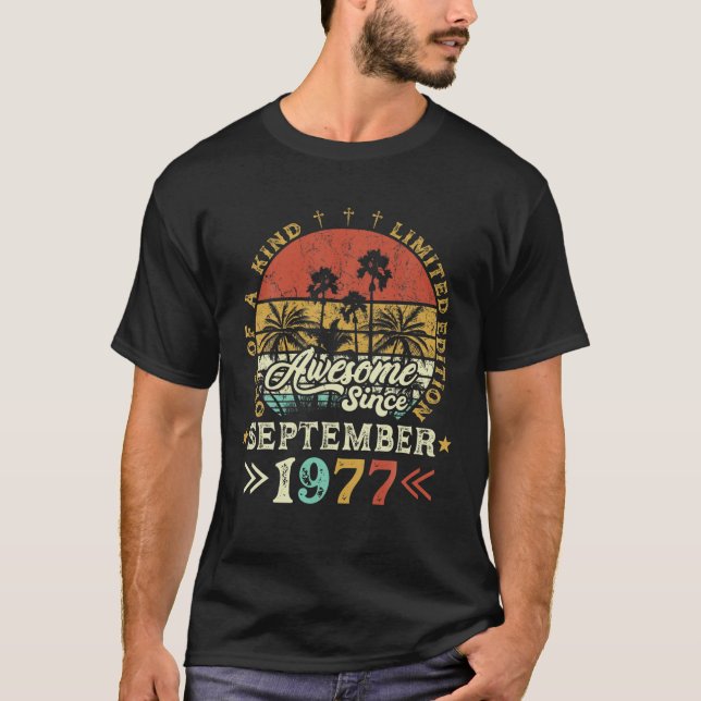 T-shirt Awesome Since Septembre 1977 (Devant)