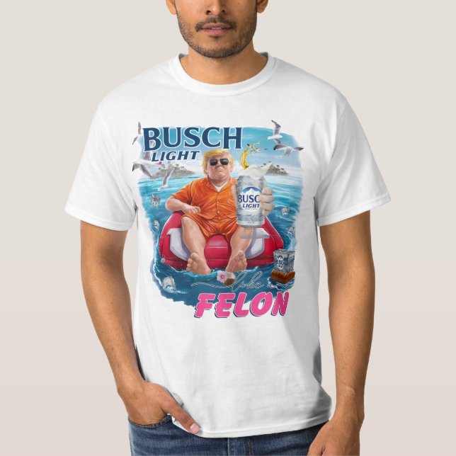 T-shirt B.u.s.c.h 2024 Chillin Like A Felon Unisex (Devant)