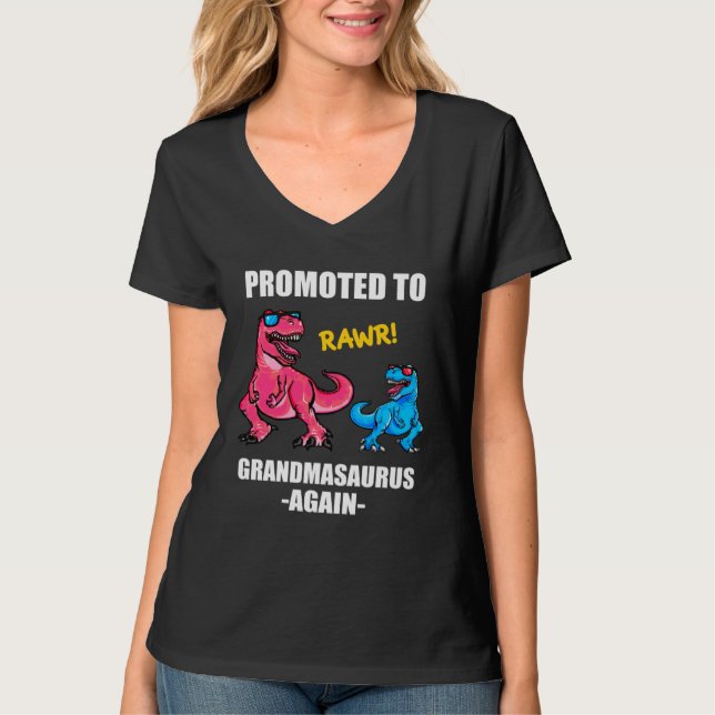 T-shirt Baby Announcement Dinosaur  Promoted To Grandmasau (Devant)