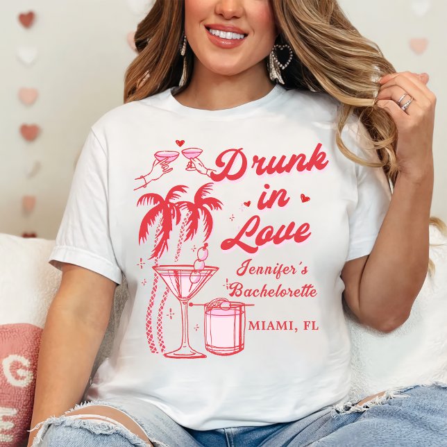 T-shirt Bachelorette en amour (Créateur téléchargé)