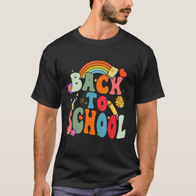T-shirt Back To School Happy First Day Of School Groovy Te (Devant)