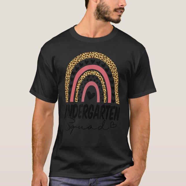 T-shirt Back To School  Kindergarten Squad Rainbow Teacher (Devant)