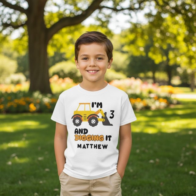 T-shirt Backhotte du véhicule de construction avec nom Cus (Créateur téléchargé)