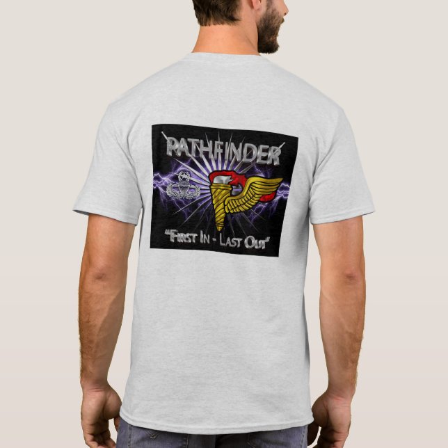 T-shirt Badge Pathfinder - "Premier En Dernier" (Dos)