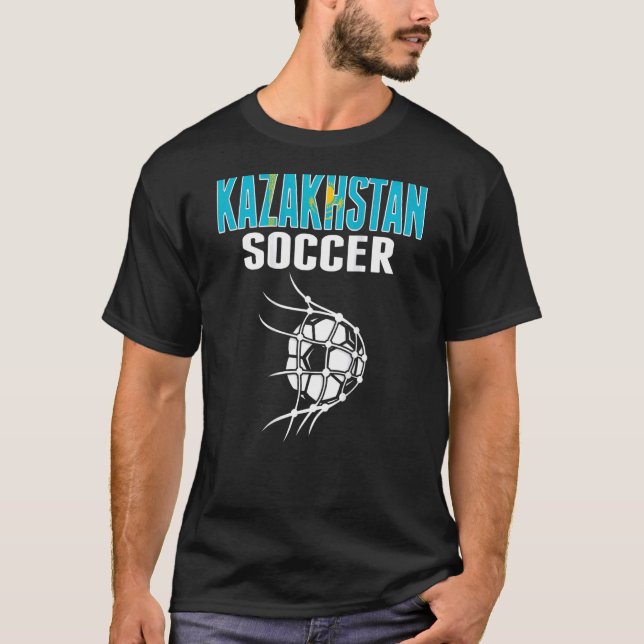 T-shirt Bal De Football Du Kazakhstan Sur Le Net Du Kazakh (Devant)