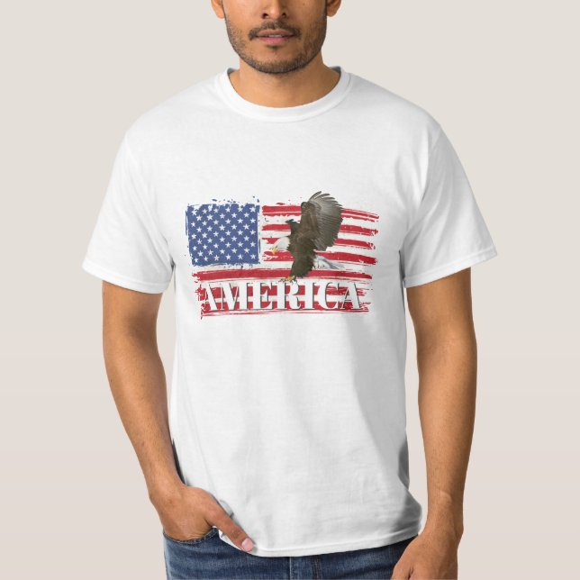 T-shirt Bald Eagle sur le drapeau américain (Devant)
