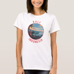 T-shirt Bali Indonésie Cercle en détresse rétrograde<br><div class="desc">Conception de voyage vectorielle rétro Bali. Bali est une île du sud-est asiatique réputée pour ses plages,  ses temples et sa culture. Elle abrite également la vie marine,  des parcs safaris et des oeuvres d'art.</div>