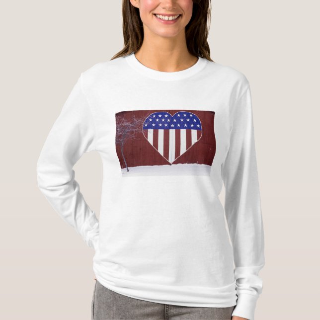 T-shirt Bannière étoilée en forme de coeur (Devant)