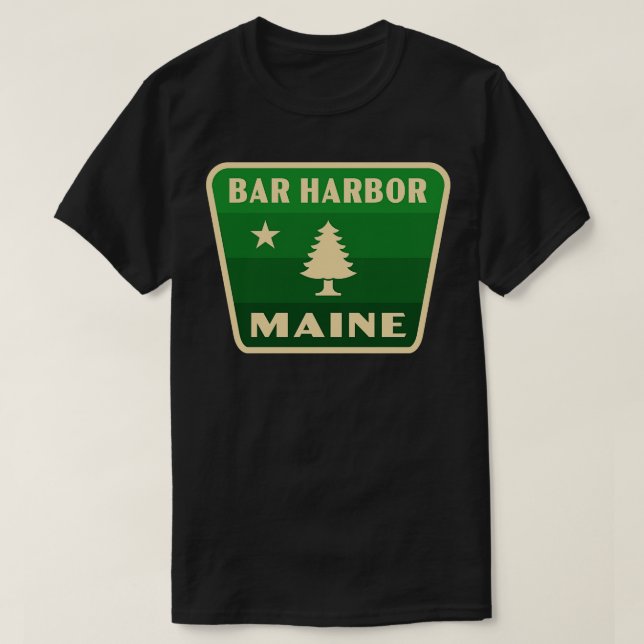 T-shirt Bar Harbour Maine Retro Pine Tree Badge vert (Design devant)