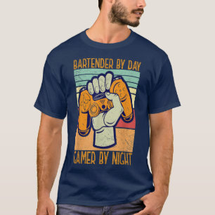 T-shirt Bartender By Day Gamer By Night Retro Vintage