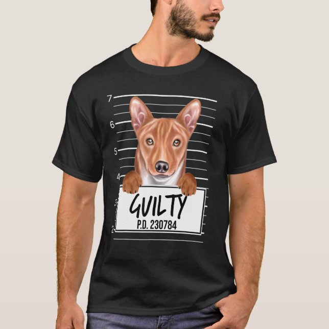 T-shirt Basenji Mugshot Chien coupable (Devant)