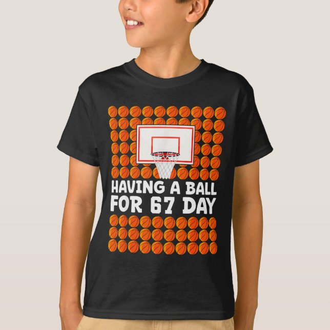 T-shirt Basketball 67th Day Of School 67 Days Six Seven Me (Devant)