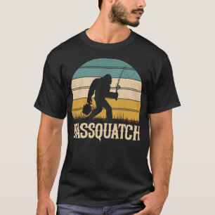 T-shirt Bassquatch Funny Bigfoot Fishing Sasquatch