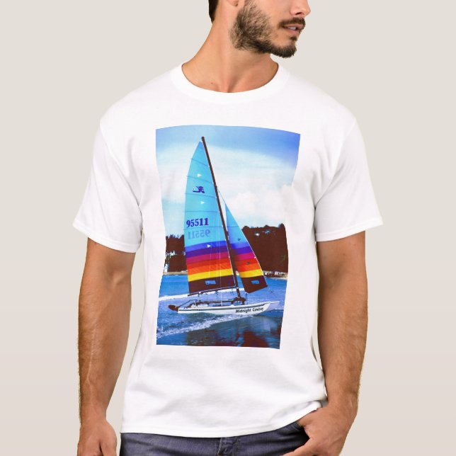 T-shirt Bateau à voile de minuit de Hobie de cowboy (Devant)