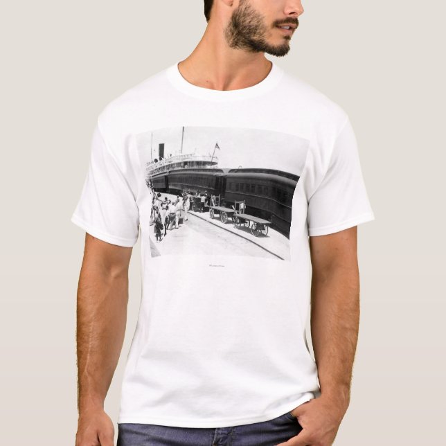 T-shirt Bateau de chargement de gare de Key West du Cuba (Devant)